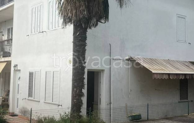 appartamento in vendita a Costa Volpino