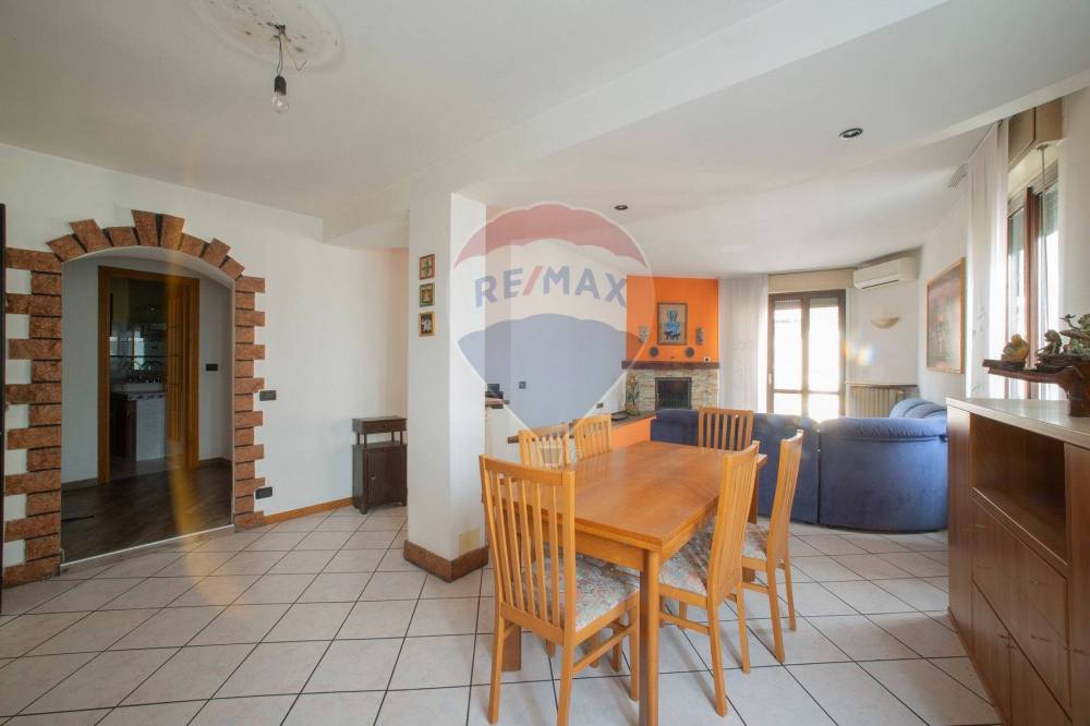 appartamento in vendita a Costa Volpino