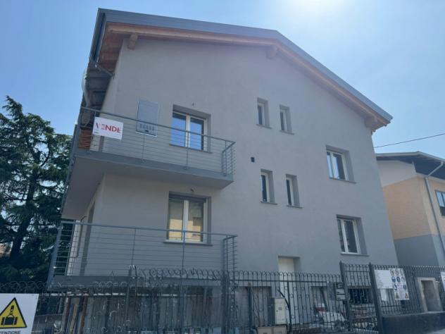 appartamento in vendita a Costa Volpino