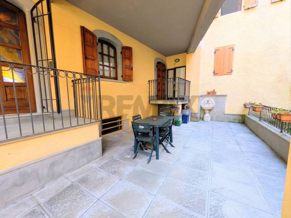 appartamento in vendita a Costa Volpino in zona Volpino