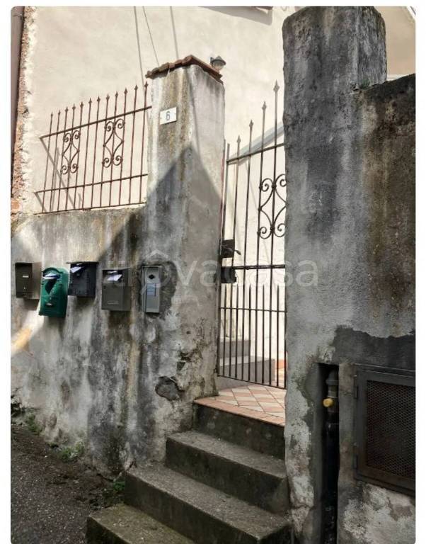 casa indipendente in vendita a Costa Volpino