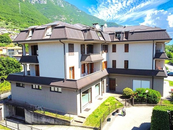 appartamento in vendita a Costa Volpino