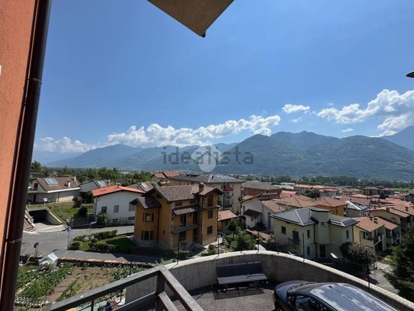 appartamento in vendita a Costa Volpino in zona Volpino