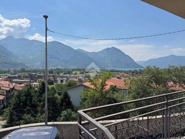 appartamento in vendita a Costa Volpino