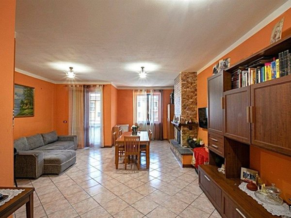 appartamento in vendita a Costa Volpino