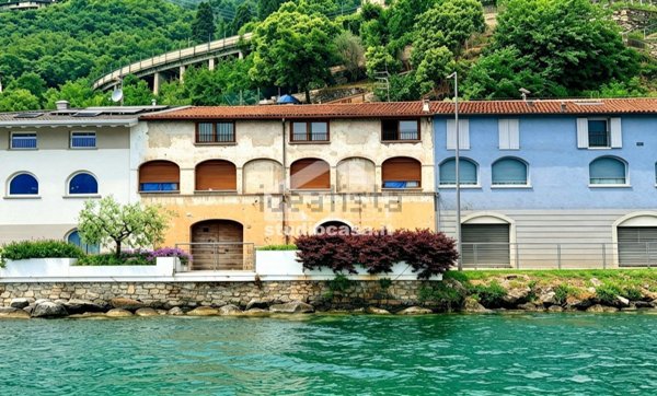 appartamento in vendita a Costa Volpino in zona Volpino