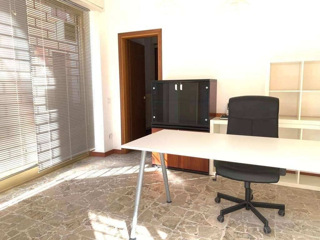 ufficio in vendita a Covo