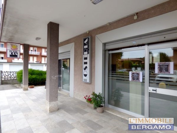 locale commerciale in vendita a Covo