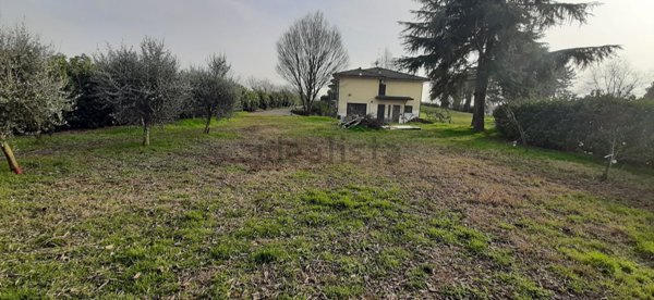 casa indipendente in vendita a Covo