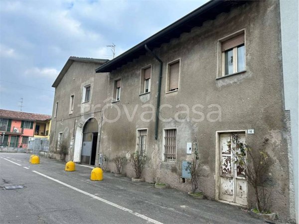 casa indipendente in vendita a Covo