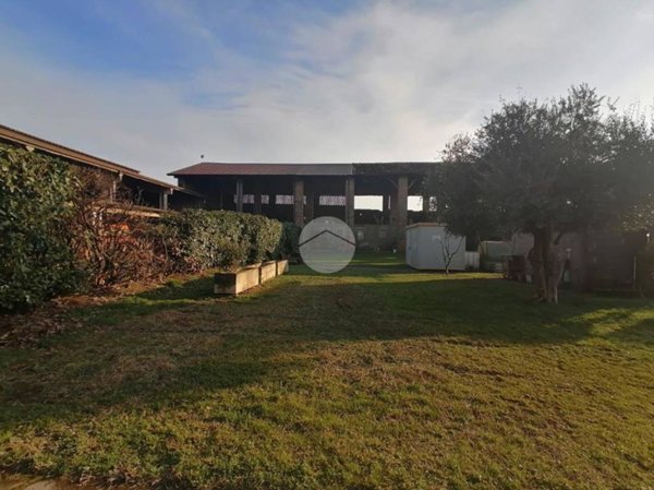 casa indipendente in vendita a Covo
