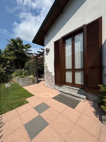 casa indipendente in vendita a Covo