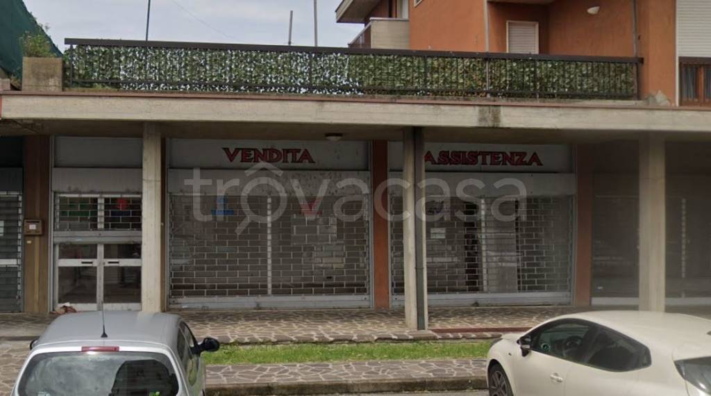 negozio in vendita a Covo