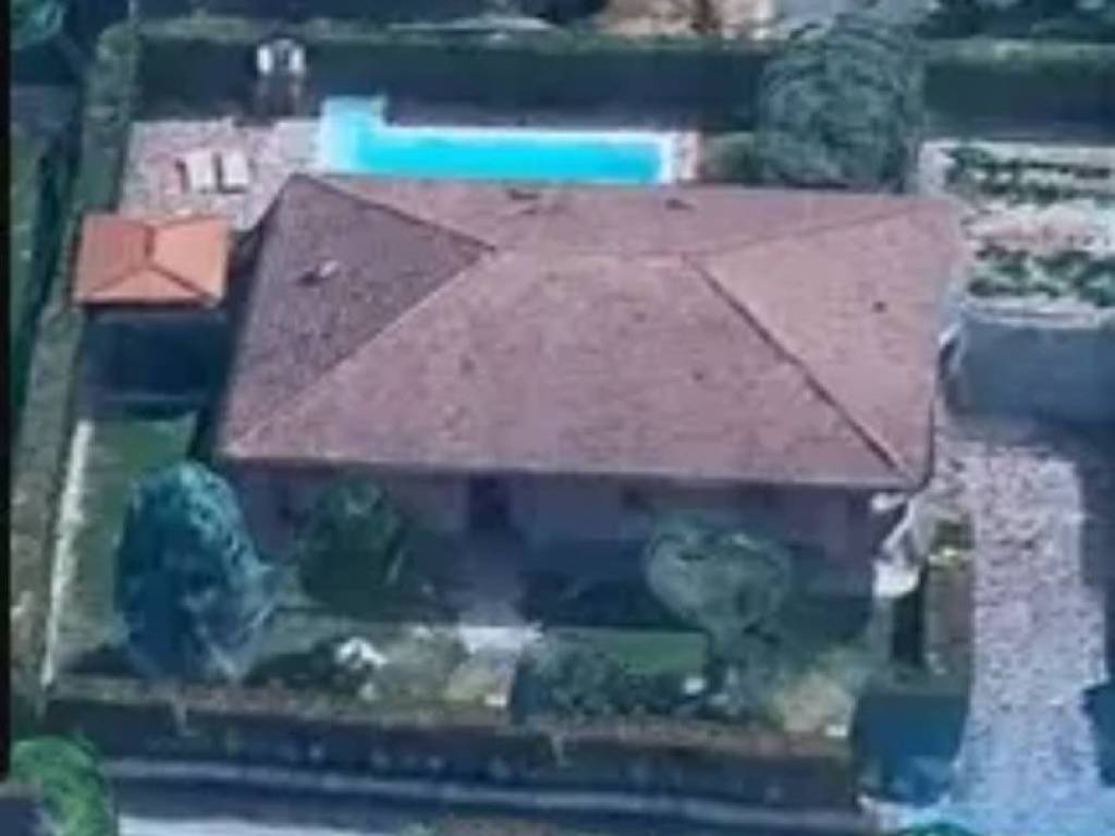 casa indipendente in vendita a Covo