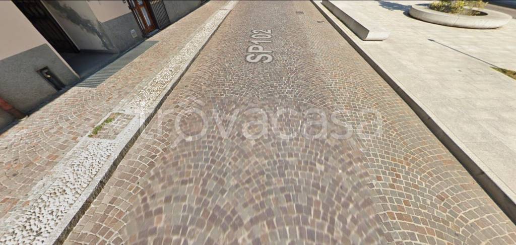 negozio in vendita a Covo