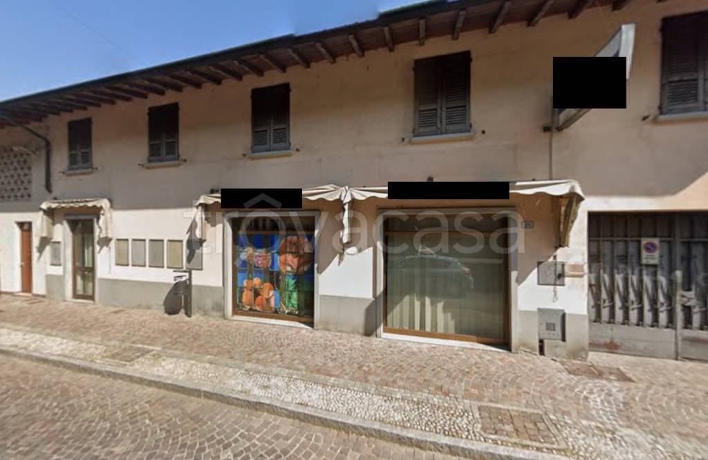 negozio in vendita a Covo