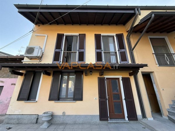 casa indipendente in vendita a Covo