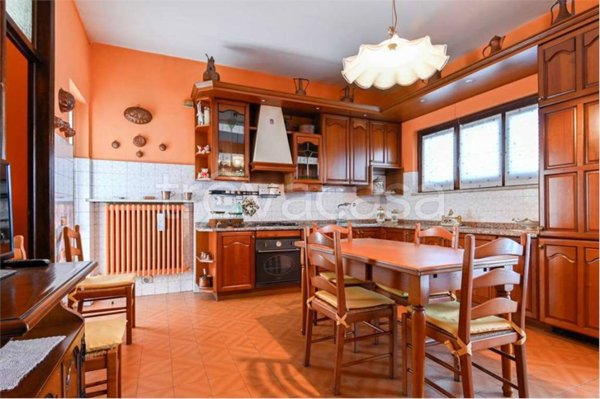 casa indipendente in vendita a Covo