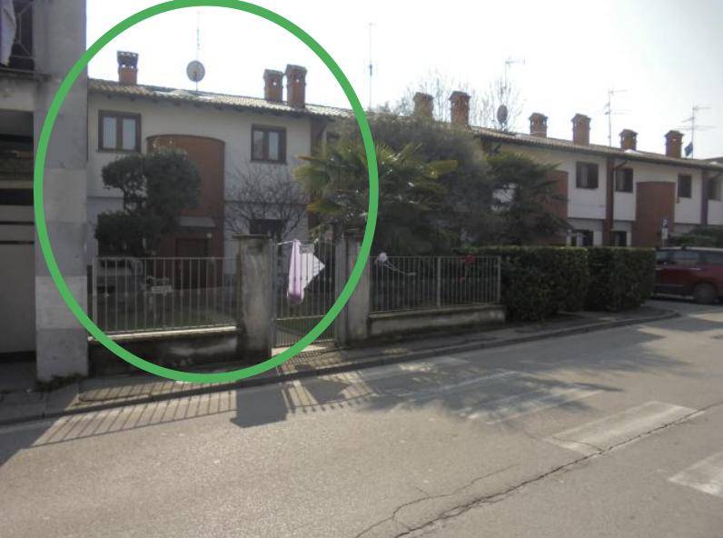 casa indipendente in vendita a Covo