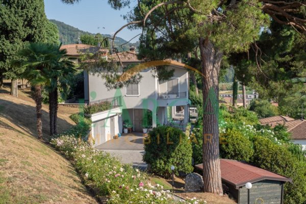 casa indipendente in vendita a Credaro