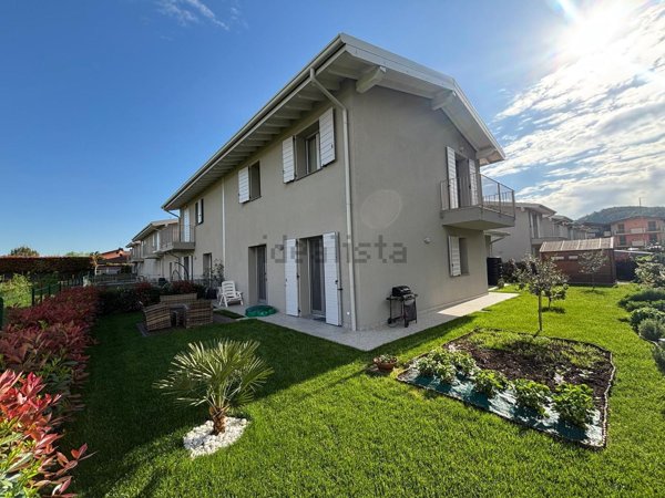 casa indipendente in vendita a Credaro