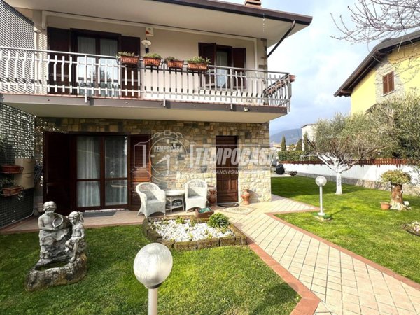 casa indipendente in vendita a Credaro