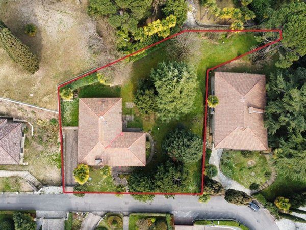 casa indipendente in vendita a Credaro in zona Castel Montecchio