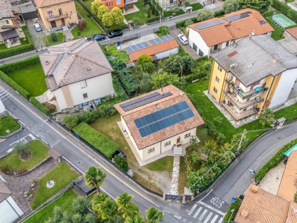 casa indipendente in vendita a Credaro