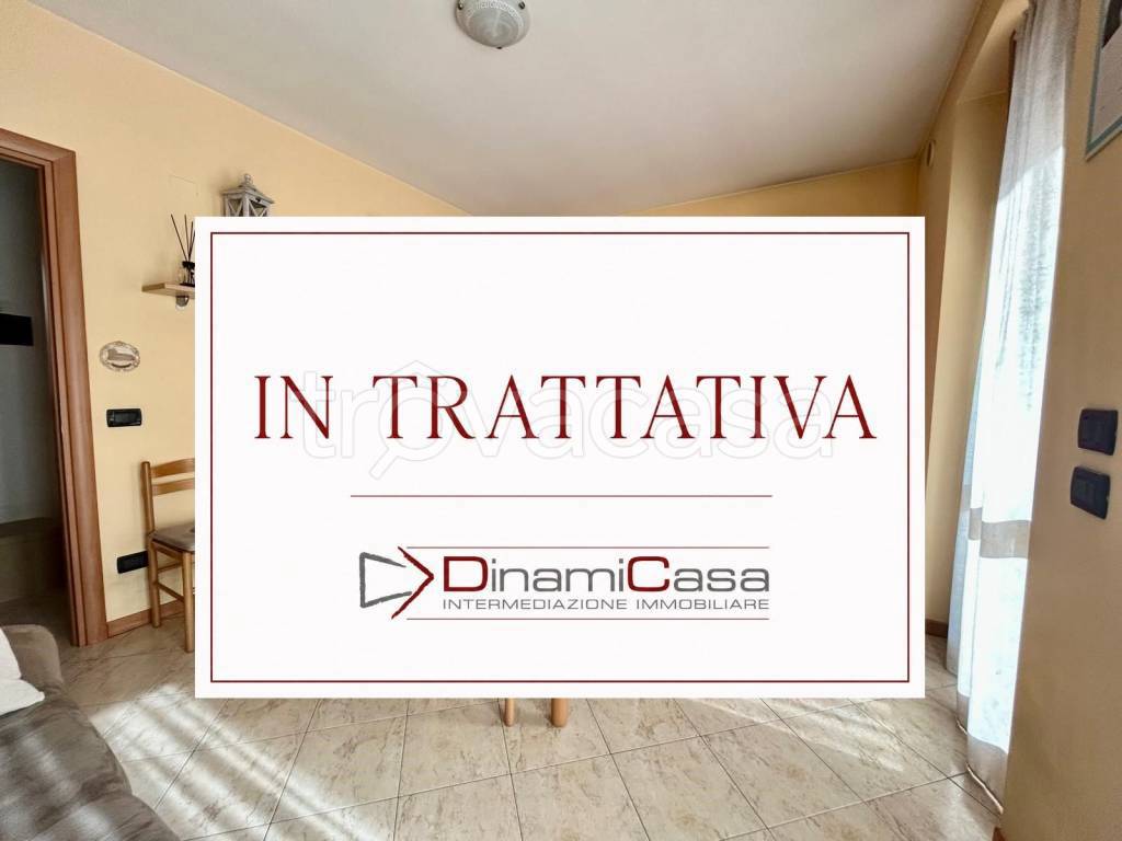appartamento in vendita a Credaro in zona Castel Montecchio