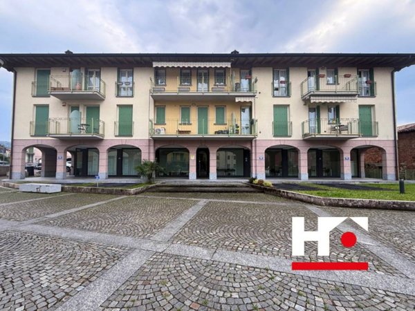 appartamento in vendita a Credaro in zona Castel Montecchio