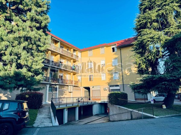 appartamento in vendita a Curno