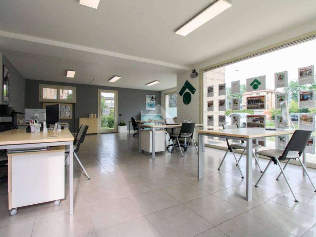 ufficio in vendita a Curno
