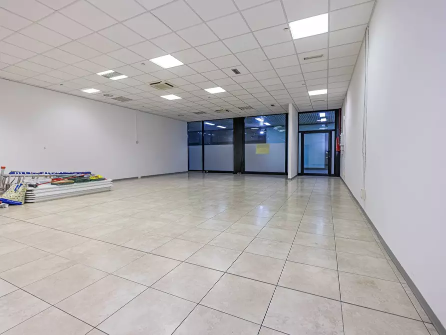 ufficio in vendita a Curno