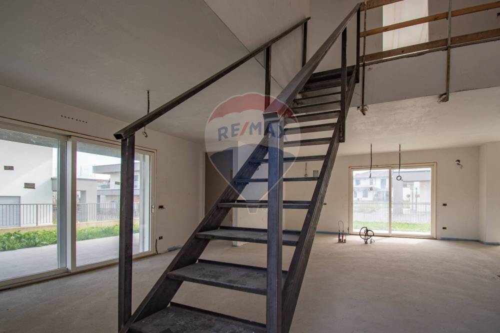 casa indipendente in vendita a Curno