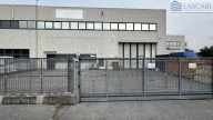 locale commerciale in vendita a Curno