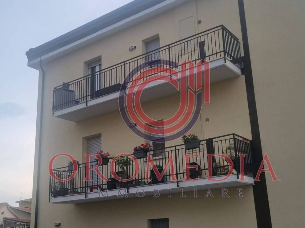 appartamento in vendita a Curno