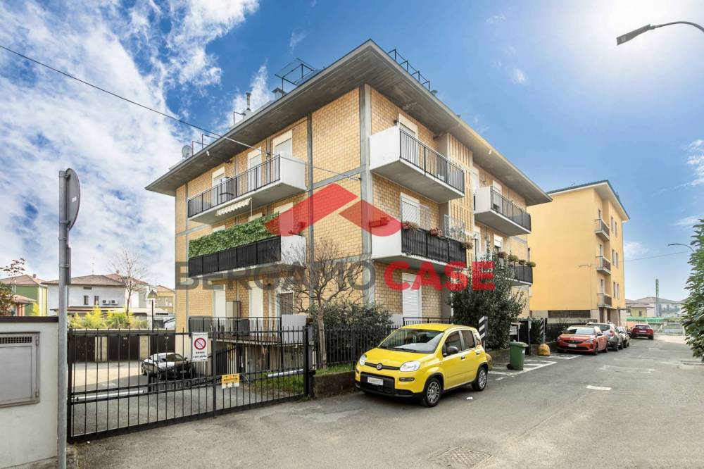 appartamento in vendita a Curno