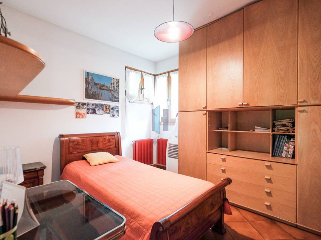 casa indipendente in vendita a Curno in zona Marigolda