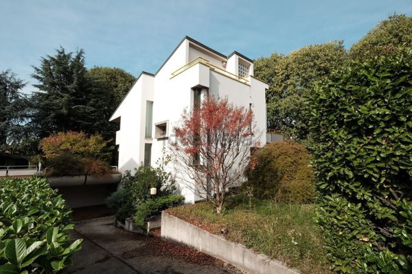 casa indipendente in vendita a Curno in zona Marigolda