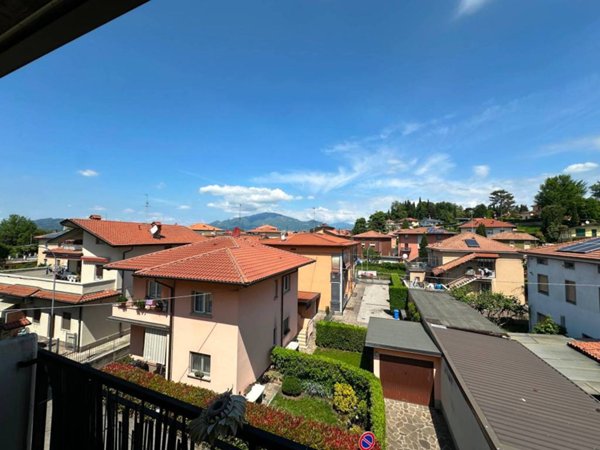 appartamento in vendita a Curno