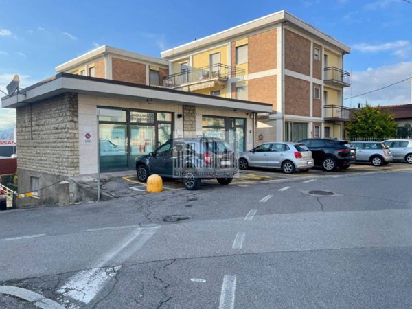 negozio in vendita a Curno