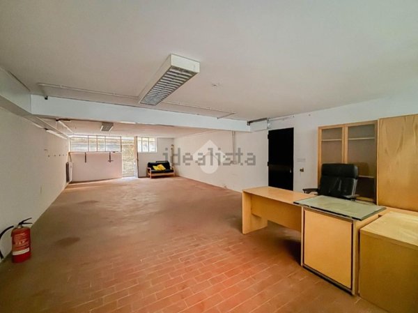 locale di sgombero in vendita a Curno