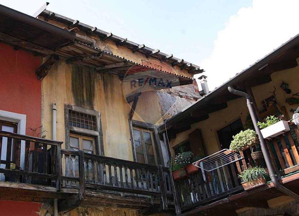 casale in vendita a Curno