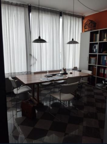 ufficio in vendita a Curno