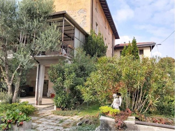 appartamento in vendita a Curno