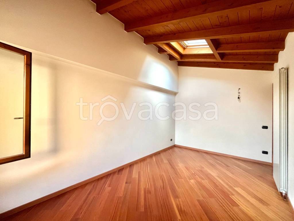 appartamento in vendita a Curno