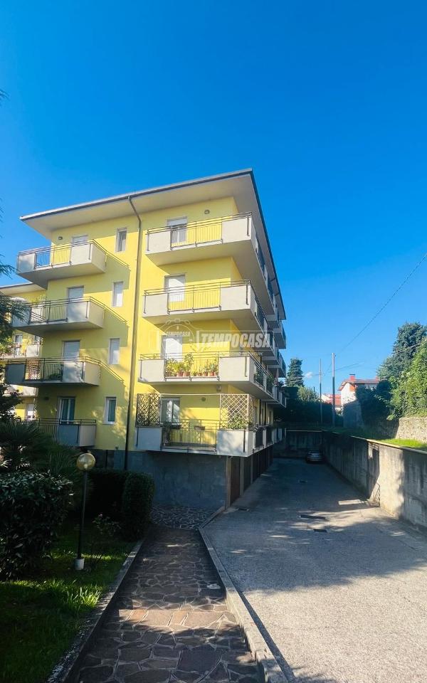 appartamento in vendita a Curno