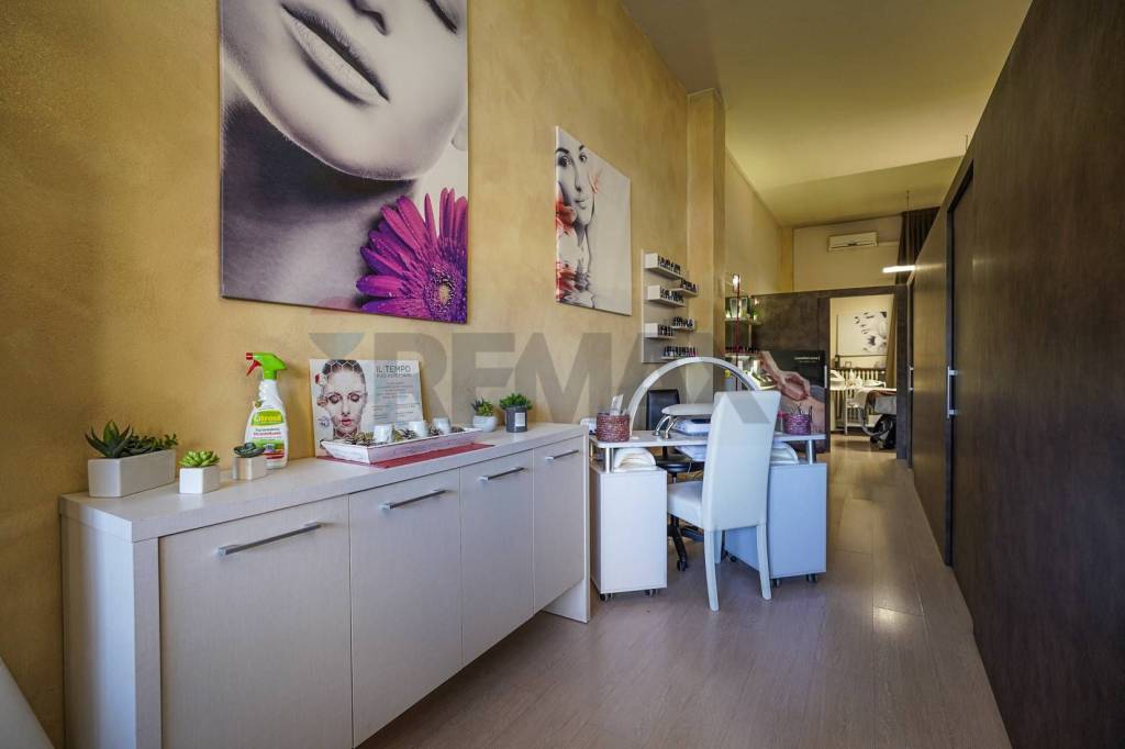 negozio in vendita a Curno