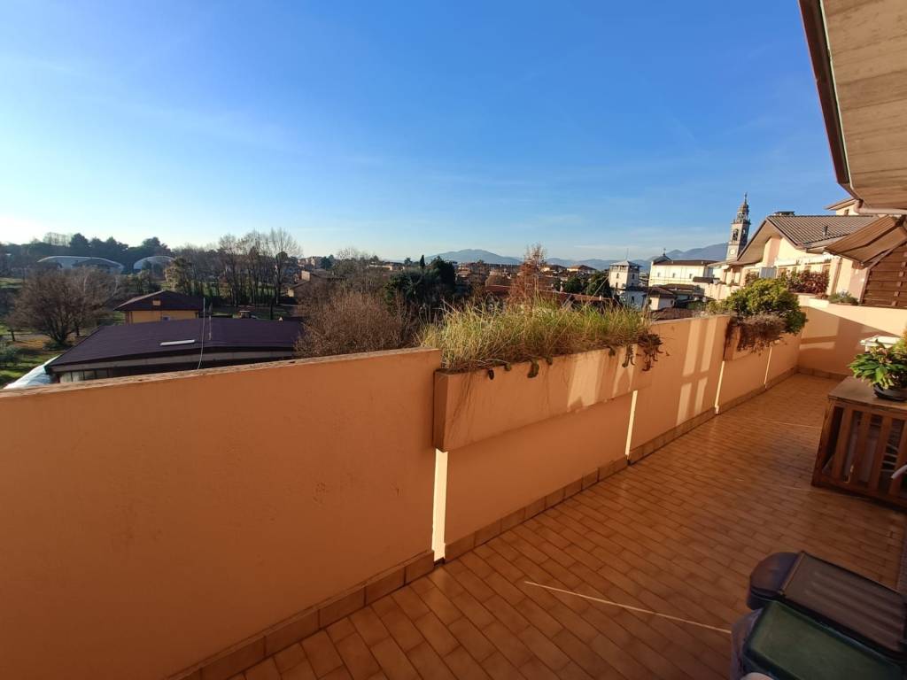 appartamento in vendita a Curno