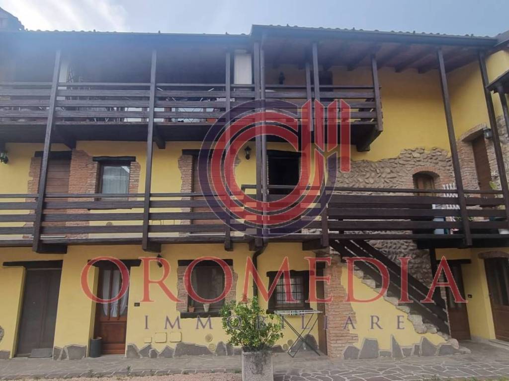 appartamento in vendita a Curno